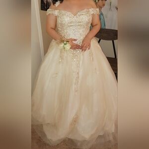 BALL GOWN PROM DRESS